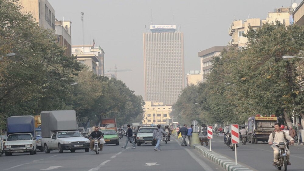 وضعیت هوای تهران در ۲۲ دی ماه ناسالم برای گروه‌های حساس