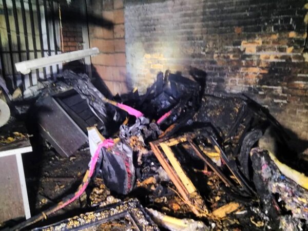 وقوع حریق گسترده در ۸ باب مغازه در ناصرخسرو وقوع حریق گسترده در ۸ باب مغازه در ناصرخسرو