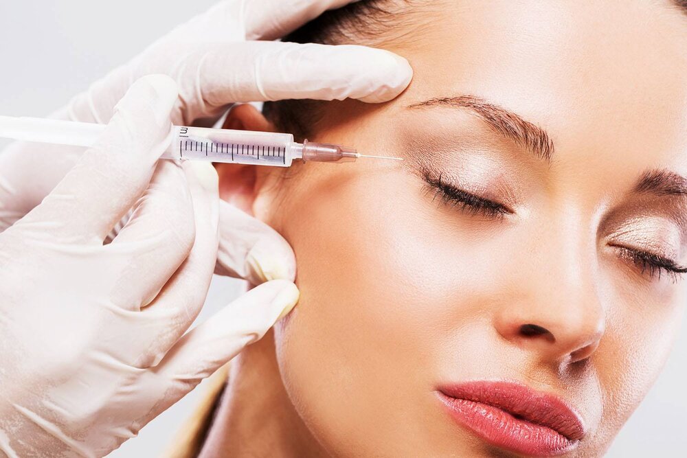 آیا پزشکان حق ارائه خدمات زیبایی در آرایشگاه ها را دارند؟