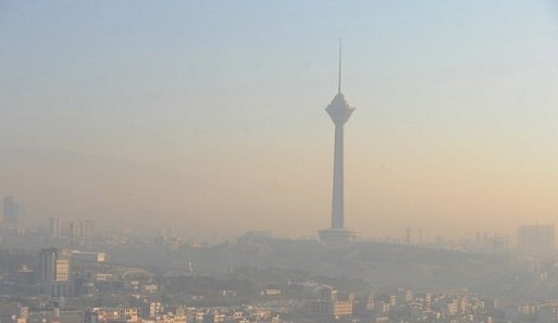 هوای ۱۶ ایستگاه تهران در شرایط اضطرار / ارتباط موارد ابتلا و مرگ ناشی از کرونا با آلودگی هوا