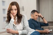 چرا صمیمت زن‌ و شوهرها از "شریک زندگی" به "هم‌خانه" بودن می‌رسد؟