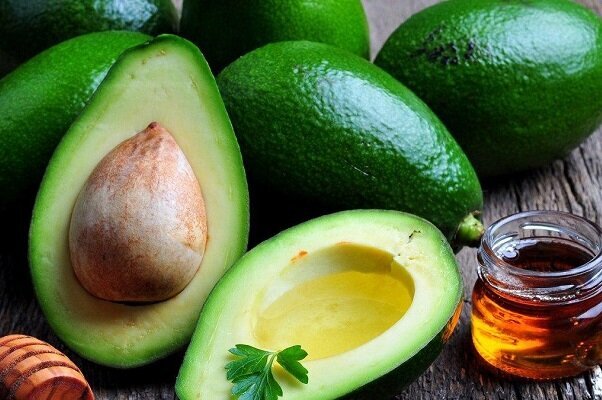 آووکادو برای حفظ سلامت قلب مفید است آووکادو برای حفظ سلامت قلب مفید است