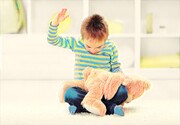 علت رفتارهای خشن کودک با عروسک هایش چیست؟