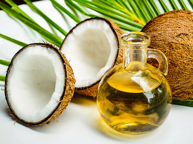روغن نارگیل گزینه سالمی برای مصرف نیست روغن نارگیل گزینه سالمی برای مصرف نیست