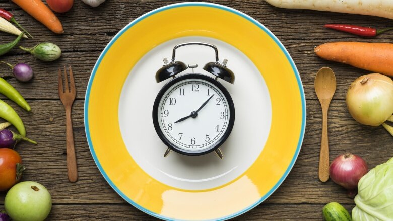 بهترین زمان برای خوردن شام چه ساعتی است؟