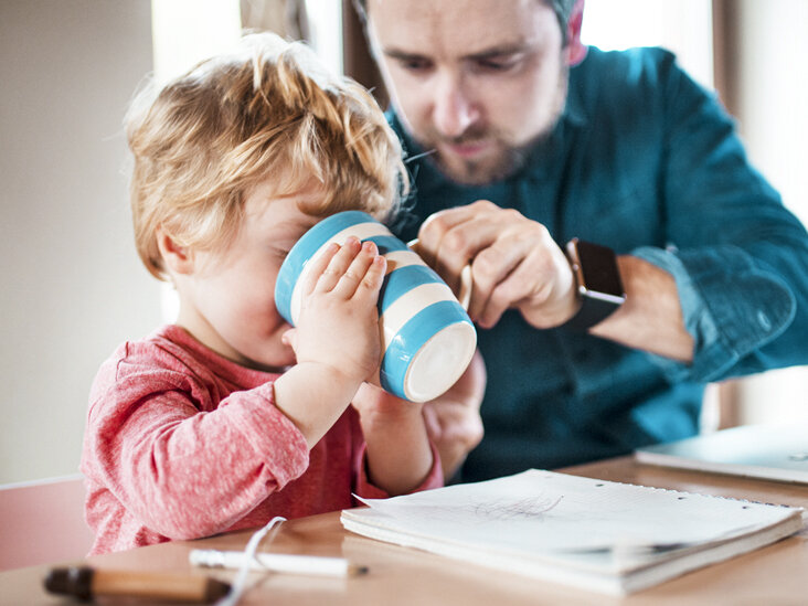 مضرات چای سبز برای کودکان  مضرات چای سبز برای کودکان