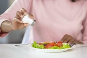 ولع مصرف نمک نشانه ۷ بیماری و وضعیت بدن!