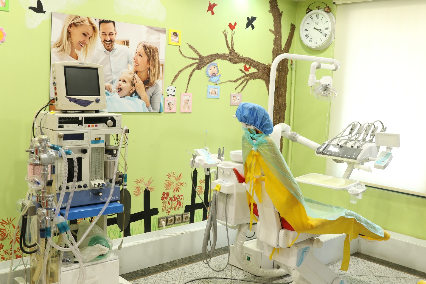 کلینیک دندانپزشکی شبانه روزی مینوسا