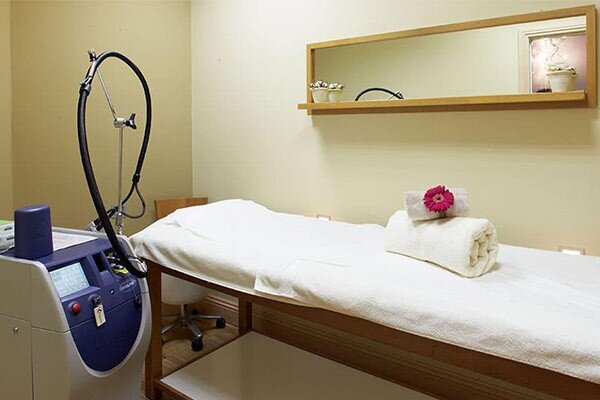 کلینیک لیزر موهای زائد کجا برم؟ کلینیک لیزر موهای زائد کجا برم؟