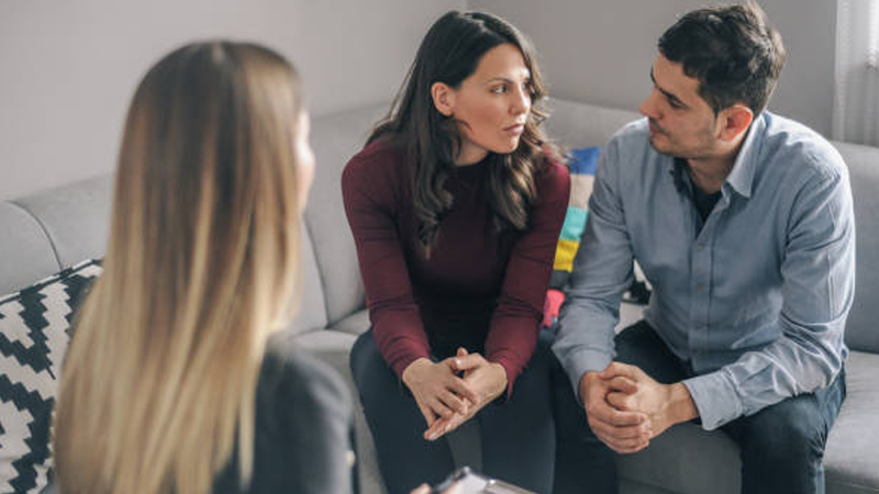 10 دلیل برای مراجعه به مشاور خانواده
