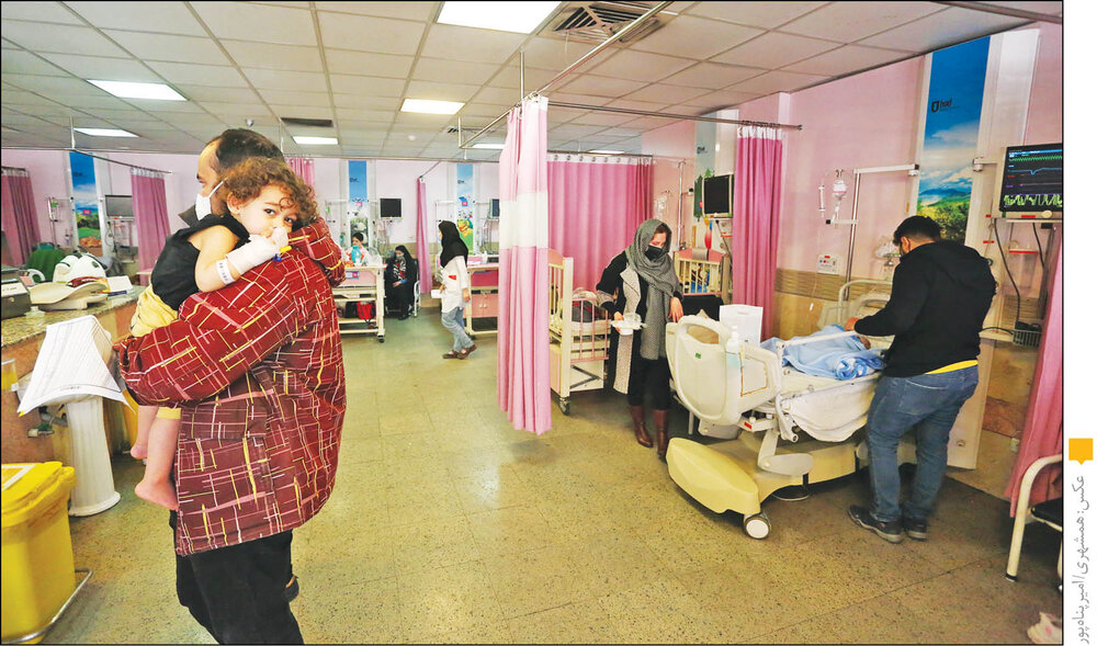 تنها 700بیمار کرونایی در بخش «آیسییو»  تنها 700بیمار کرونایی در بخش «آیسییو»