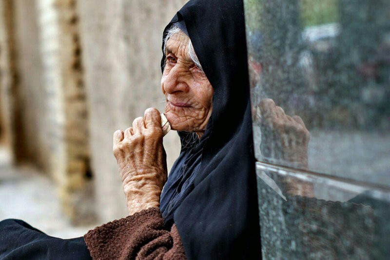 ۹۰ درصد زنان سالمند تنهای ایرانی در سه دهک پایین درآمدی