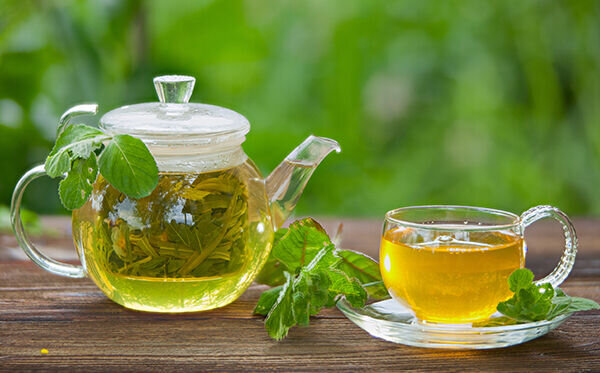 ۱۰ فایده مصرف چای سبز