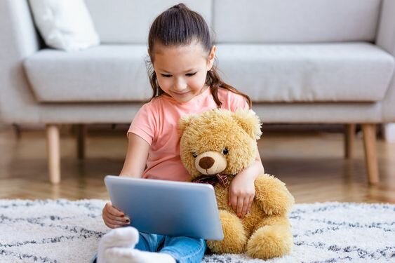 چالش های بهداشت روانی کودکان در عصر دیجیتال 