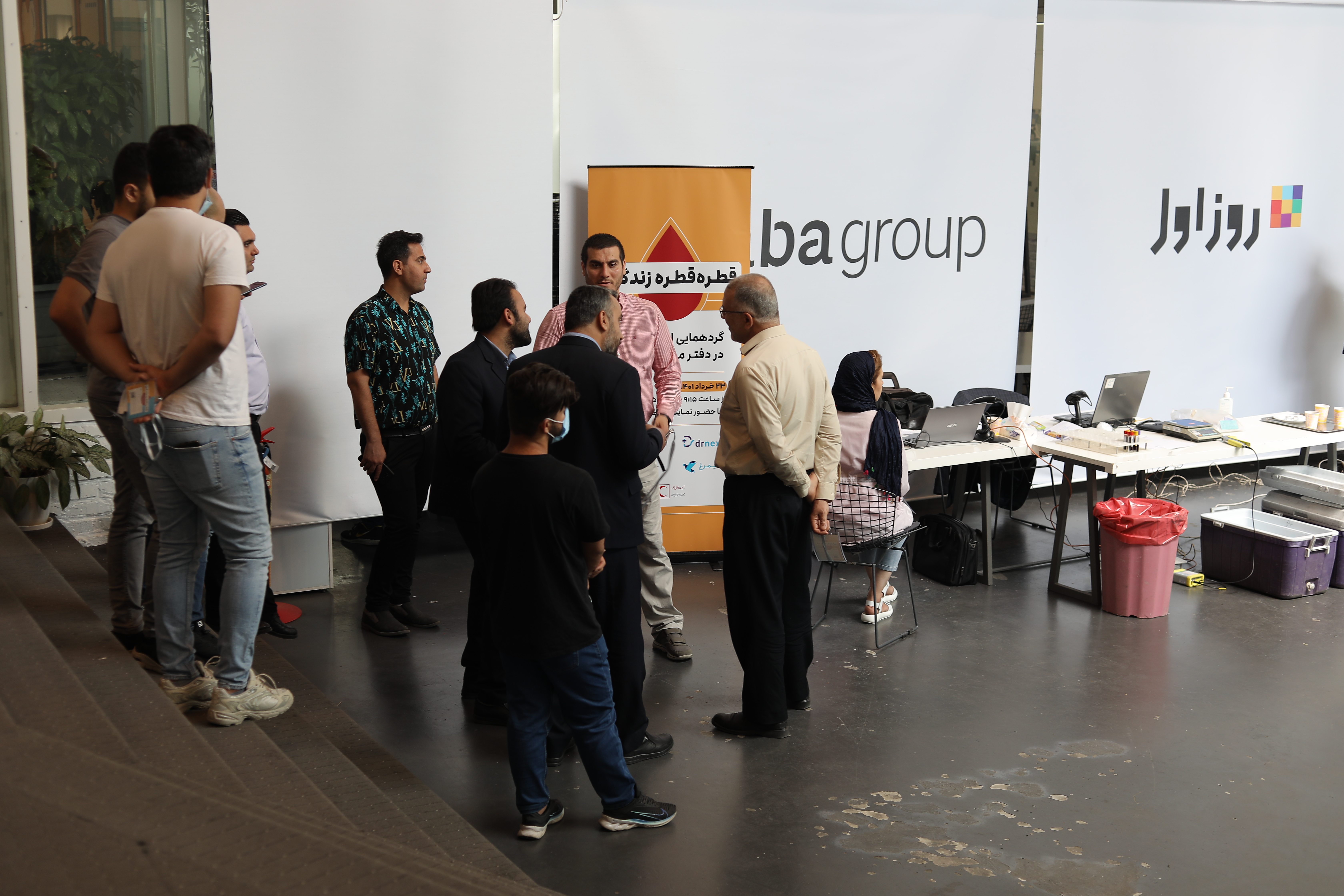 برگزاری کارزار اهدای خون در کارخانه نوآوری آزادی به دعوت دکترنکست