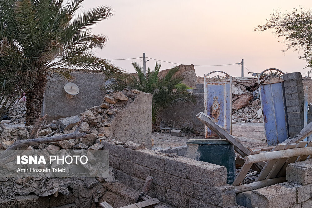 گزارش تصویری / تخریب ۱۰۰ درصدی برخی منازل در زلزله هرمزگان