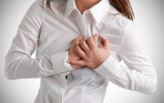 علت درد سینه چیست و به چه پزشکی باید مراجعه شود؟