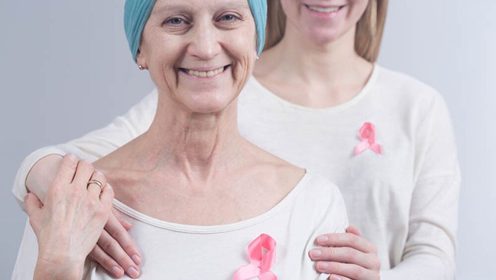 کشف دارویی که زندگی زنان مبتلا به سرطان پستان تهاجمی را افزایش می دهد