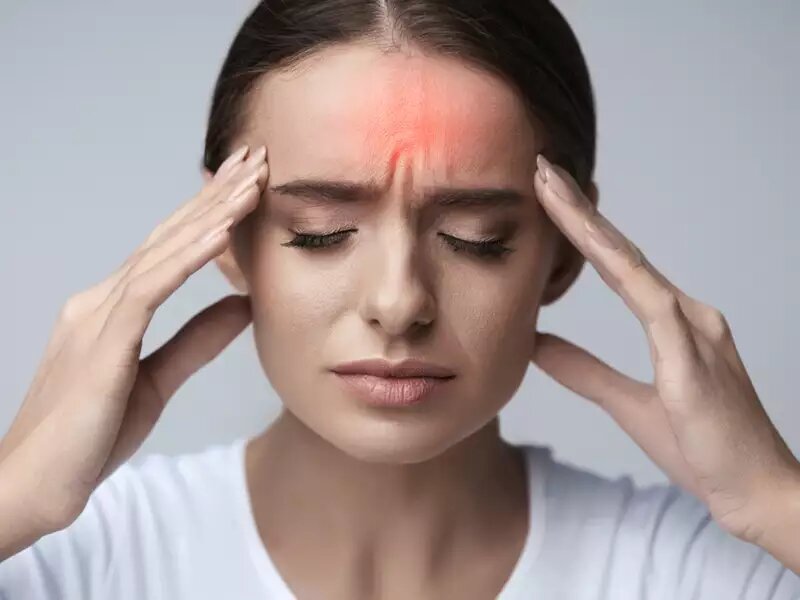 چه چیزی باعث میگرن میشود؟ چه چیزی باعث میگرن میشود؟