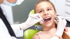 دندان‌های آسیای انتهای فک کودکان شیری نیست