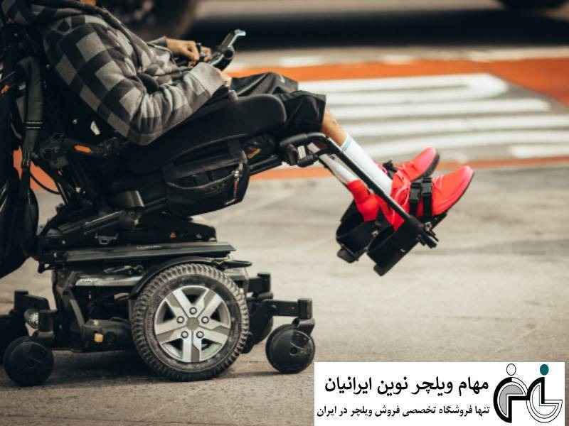 ویلچر برقی چیست و برای چه کسانی مناسب است؟