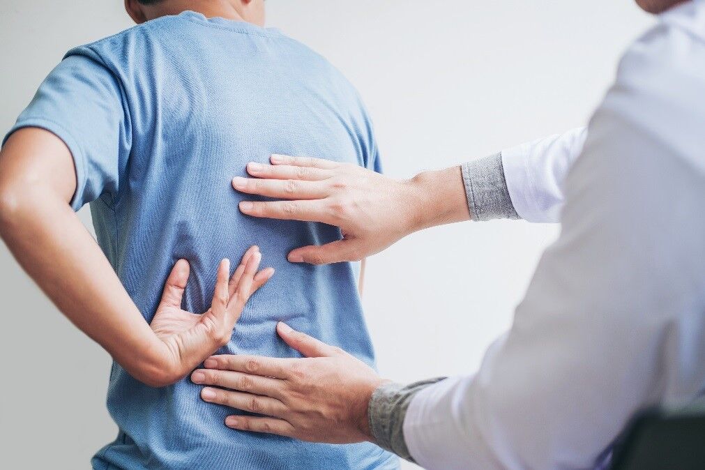 علائم دیسک کمر در پاها چیست ؟ + بهبود آن علائم دیسک کمر در پاها چیست ؟ + بهبود آن