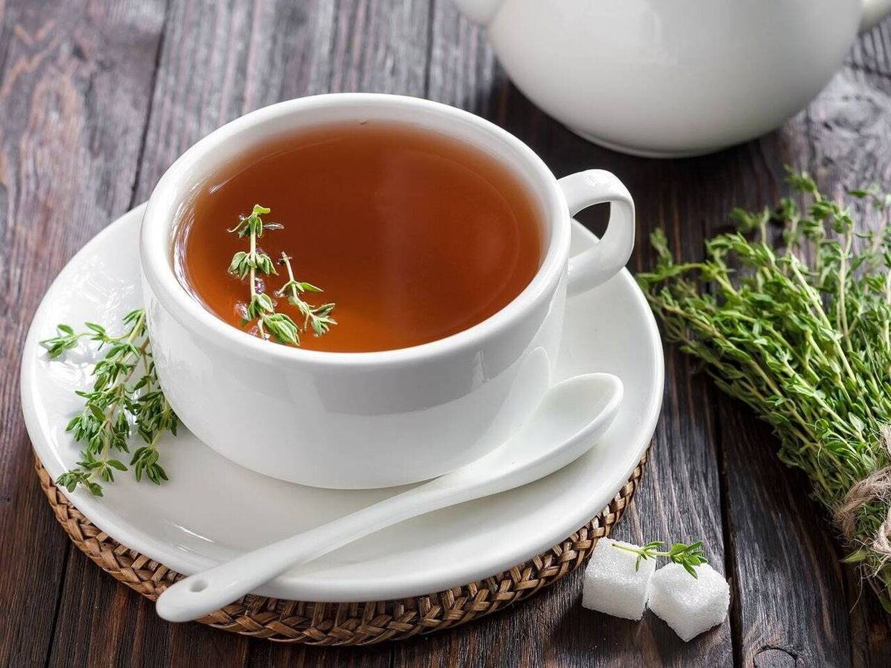 سرماخوردگیتان را با آویشن کنترل کنید!  سرماخوردگیتان را با آویشن کنترل کنید!
