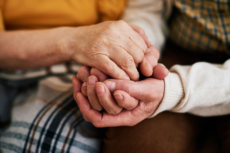  نقش مددکاری اجتماعی در رفاه سالمندان