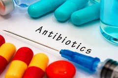 کاهش تولید آنتی‌بیوتیک به چه قیمتی؟/ سود بیشتر یا سلامتی بیماران