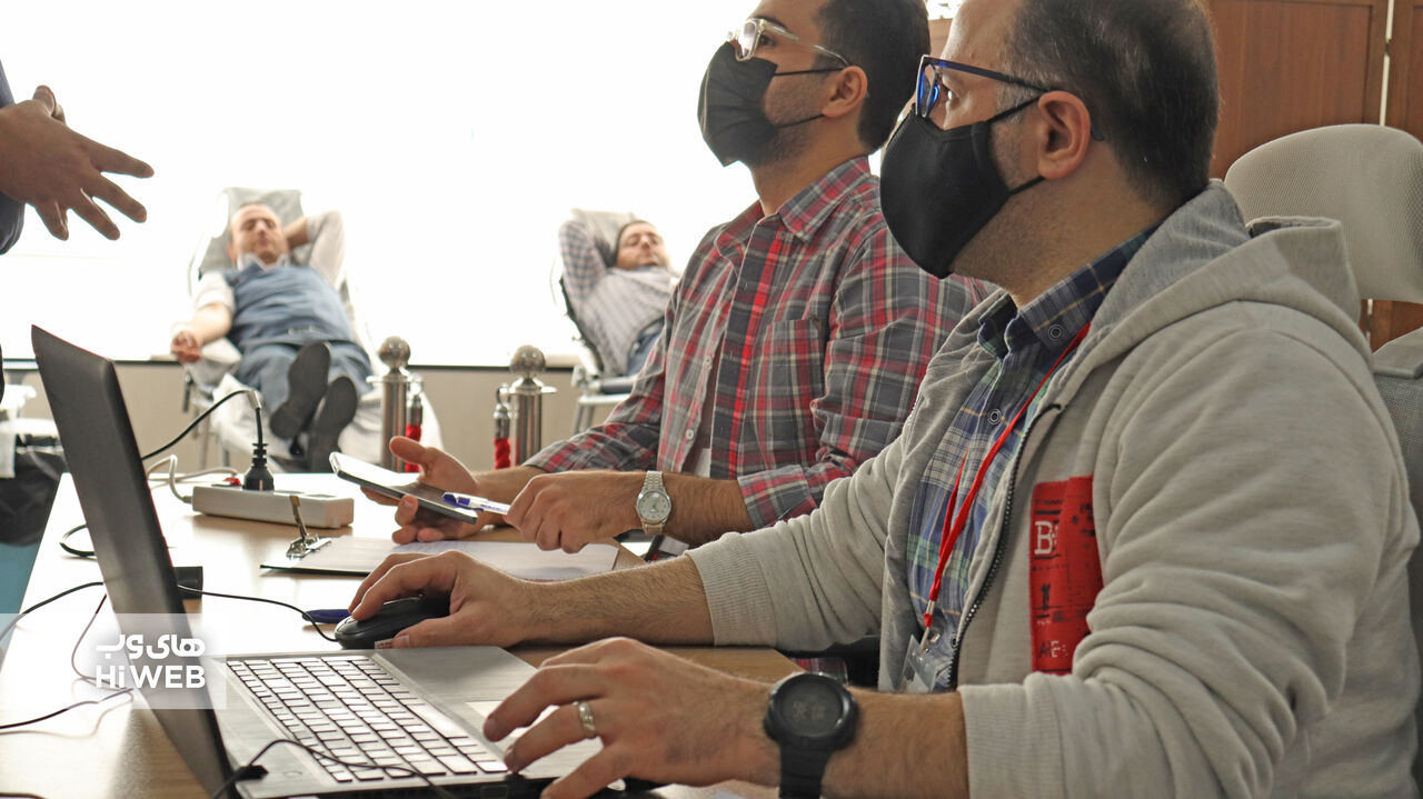 اجرای طرح اهدای خون در پارک فناوری فردا مورد استقبال کارکنان قرار گرفت