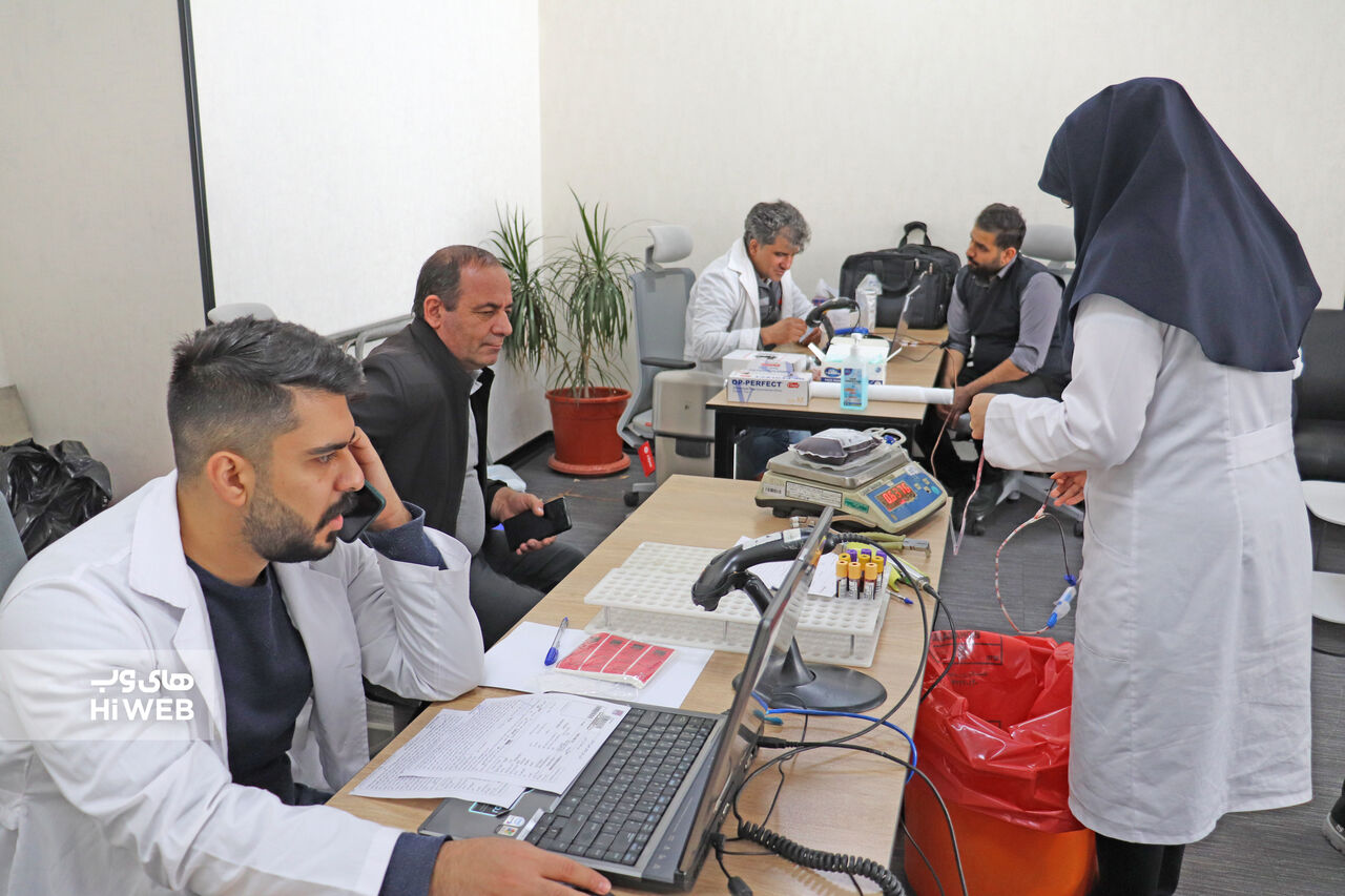 اجرای طرح اهدای خون در پارک فناوری فردا مورد استقبال کارکنان قرار گرفت