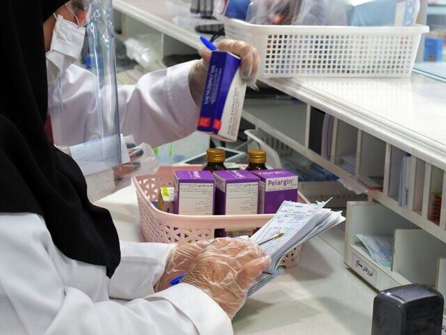 فروش آب مقطر ۱۵۰ میلیون تومانی به جای داروی اصلی فروش آب مقطر ۱۵۰ میلیون تومانی به جای داروی اصلی