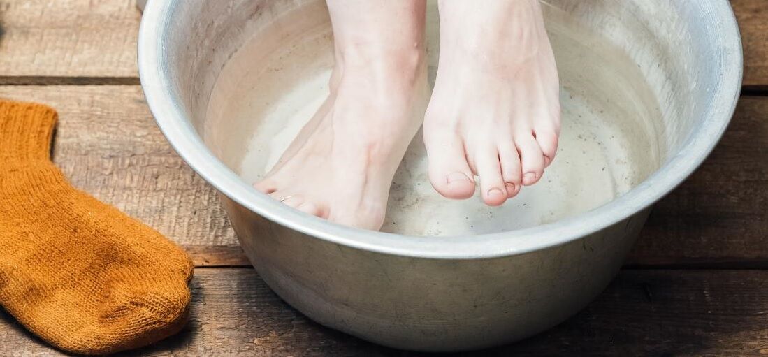 سرکه سیب؛ اینبار برای سلامت پاها سرکه سیب؛ اینبار برای سلامت پاها