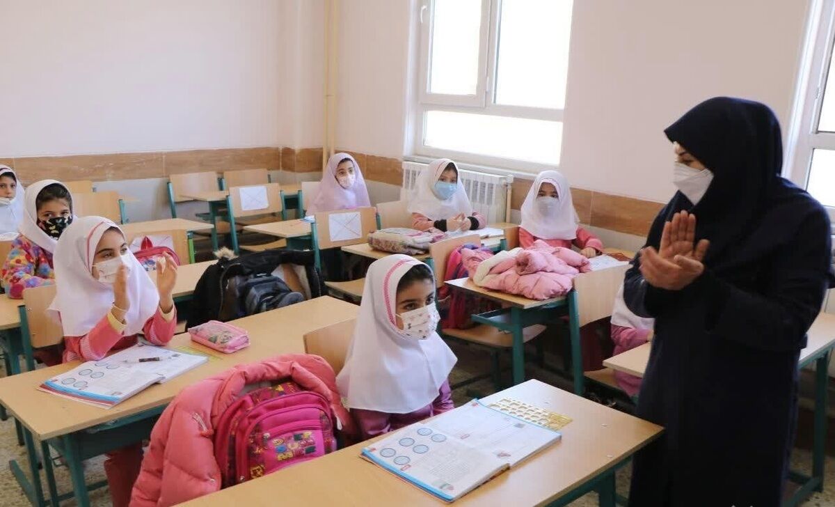 سن ورود به دانشگاه فرهنگیان قطعی شد/ ۲۴ سال به بالاها نمیتوانند «معلمی» بخوانند سن ورود به دانشگاه فرهنگیان قطعی شد/ ۲۴ سال به بالاها نمیتوانند «معلمی» بخوانند