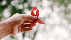 اینفوگرافیک | HIV همان ایدز است؟ | ۶ باور غلط درباره ایدز