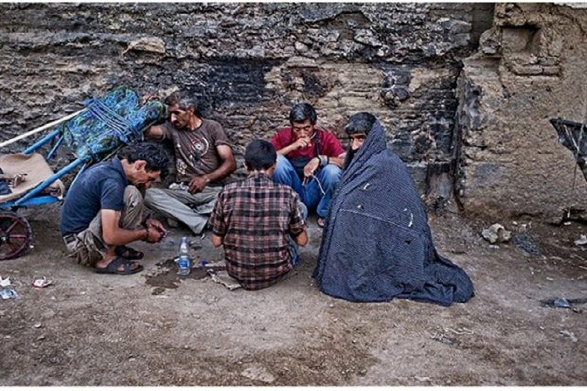 گلایه از پایین بودن سرانه نگهداری متجاهران در مراکز ماده ۱۶/ وزارت بهداشت در تامین پزشک هیچ کمکی به ما نکرده است گلایه از پایین بودن سرانه نگهداری متجاهران در مراکز ماده ۱۶/ وزارت بهداشت در تامین پزشک هیچ کمکی به ما نکرده است