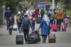 ابتلای ایران به پاندمی مهاجرت / فعالیت ۲۹‌هزار ایرانی در بخش بهداشت و درمان آمریکا