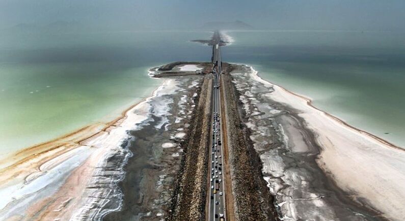 مهمترین عامل وضعیت امروز دریاچه ارومیه مهمترین عامل وضعیت امروز دریاچه ارومیه