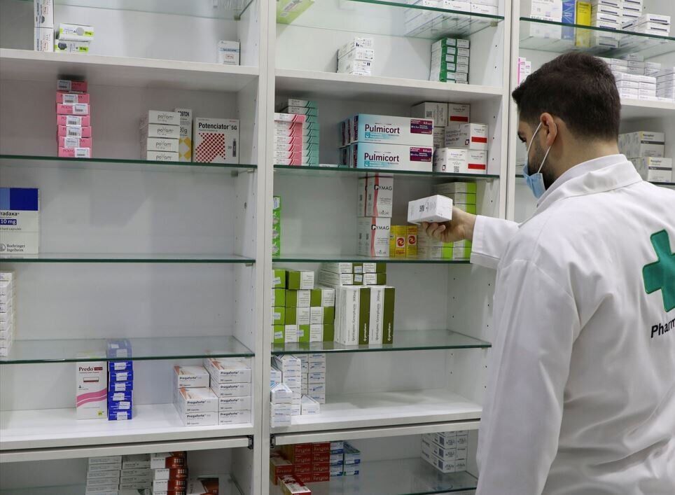 پشت پرده کمبودهای مقطعی دارو؛ مشکل فقط دلار نیست! پشت پرده کمبودهای مقطعی دارو؛ مشکل فقط دلار نیست!