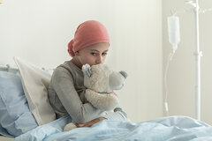 مهمترین نشانه سرطان در کودکان