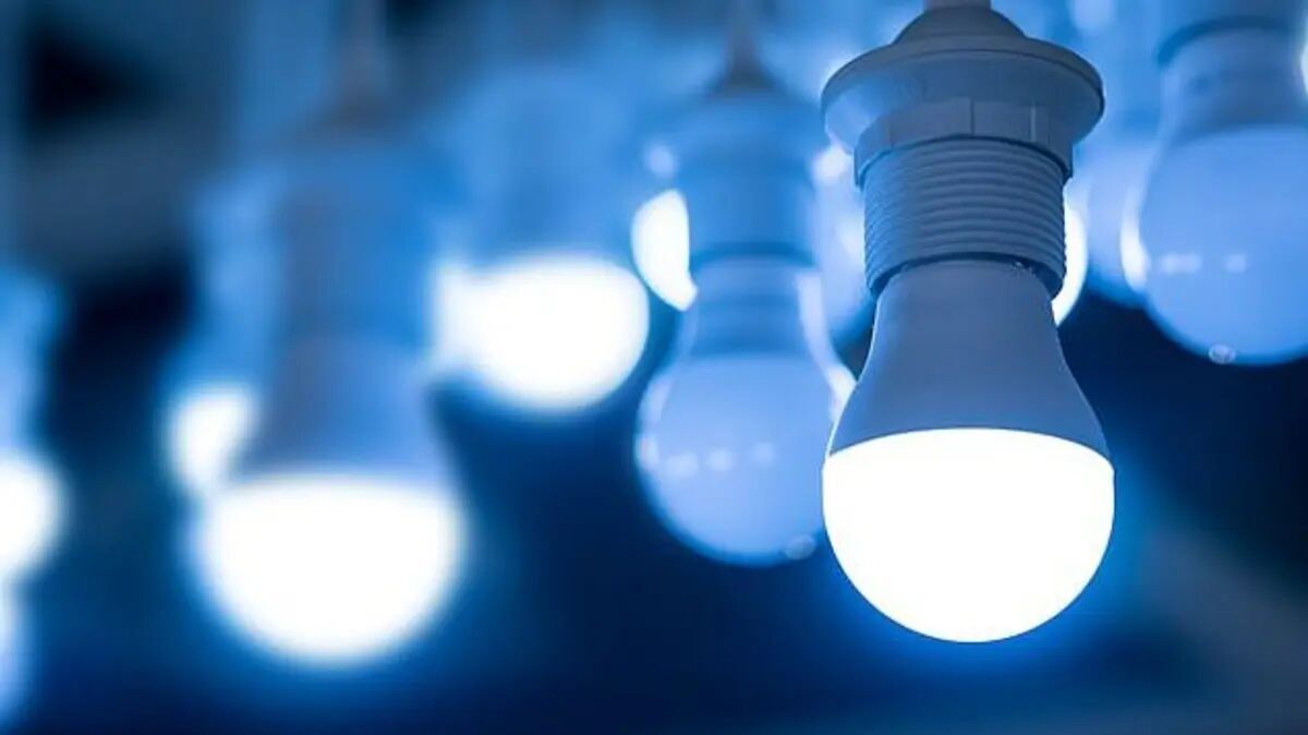 استفاده از لامپ‌های فرابنفش برای ضدعفونی‌ ساختمان‌ها