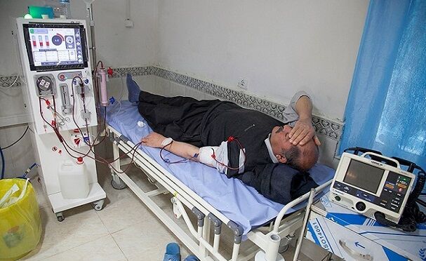 نمایندگان عزیز! قبل از تصویب بودجه سلامت، به مراکز دیالیز سر بزنید/ این درد نان نیست، درد جان است