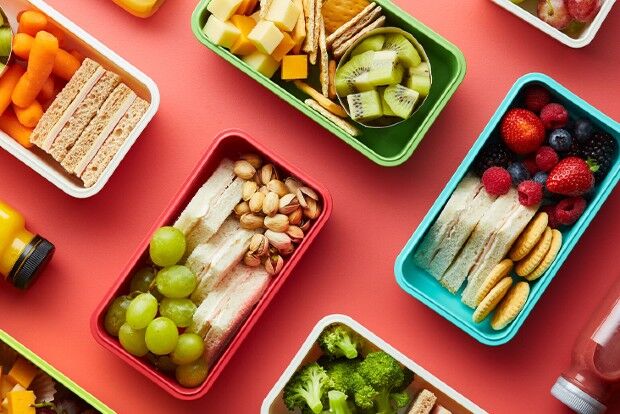 تغذیه در سفر: چی ببریم، چی بخوریم؟ تغذیه در سفر: چی ببریم، چی بخوریم؟