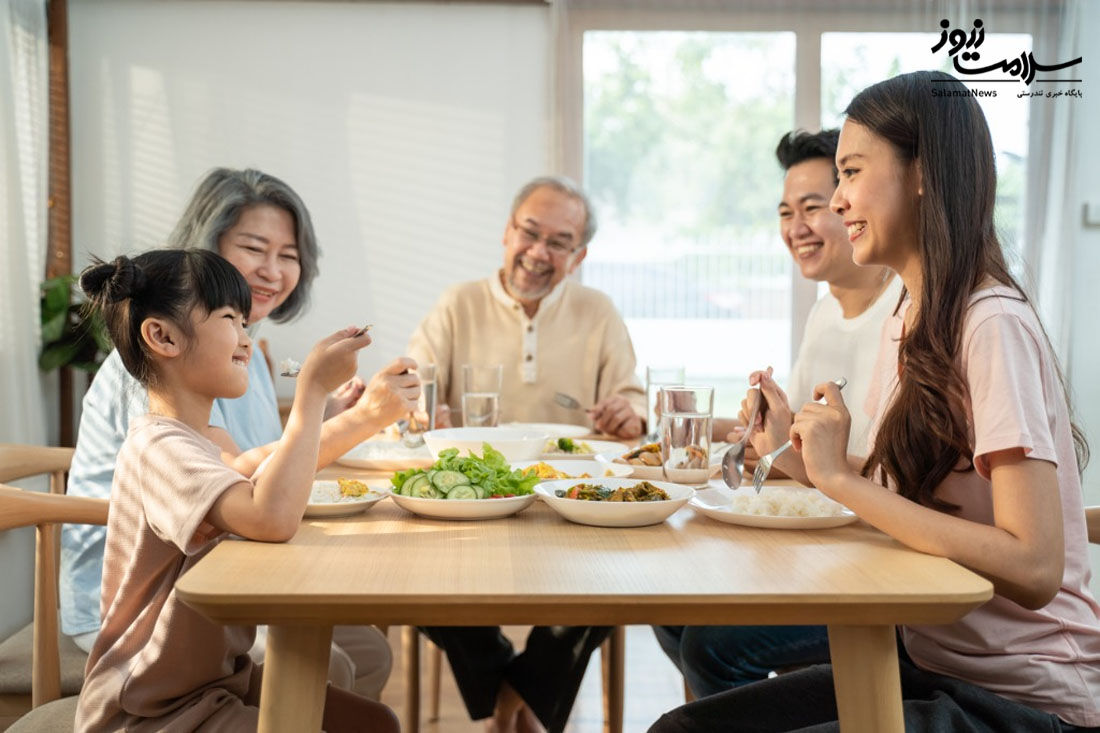 غذاخوردن با خانواده