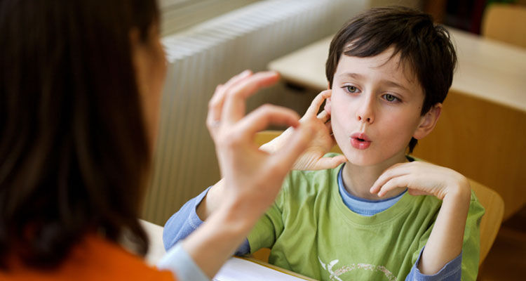 شیوع اختلال گفتاری در پسران ۳ تا ۵ برابر دختران