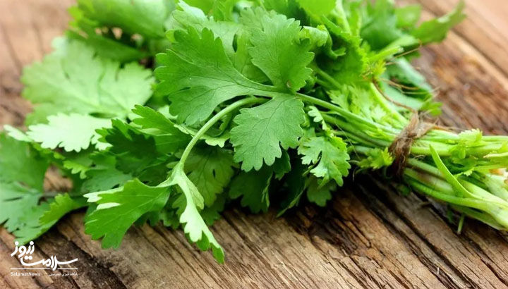 برای پریود شدن چی بخوریم؟