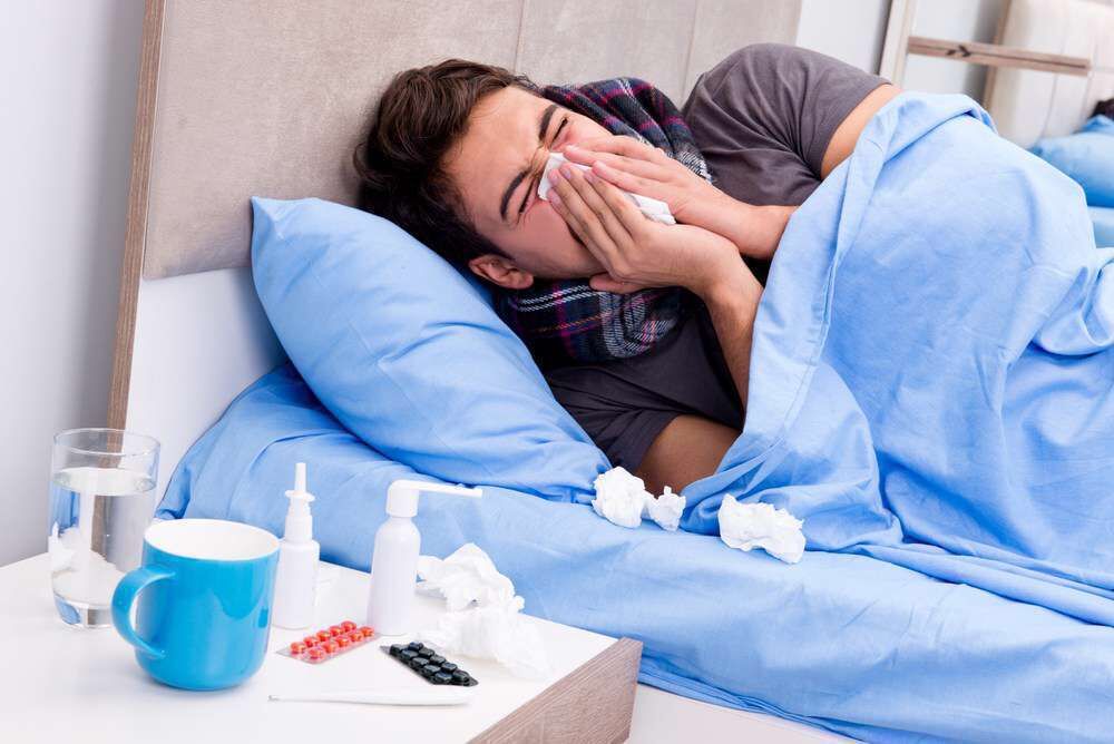چرا سرما می خوریم/ وجود ۲۰۰ ویروس سرماخوردگی