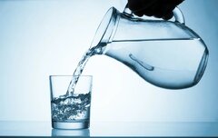 آب مورد نیاز بدن تنها از راه نوشیدن آب آشامیدنی تامین می‌شود؟