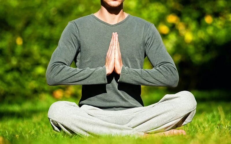۱۰ دلیل برای اینکه عاشق مدیتیشن باشید ۱۰ دلیل برای اینکه عاشق مدیتیشن باشید
