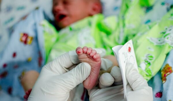 غربالگری تیروئید ۲۱ میلیون نوزاد و کودک در کشور غربالگری تیروئید ۲۱ میلیون نوزاد و کودک در کشور